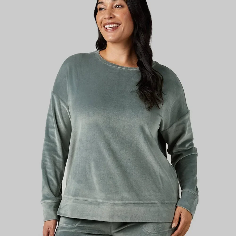 WOMEN'S SOFT VELOUR CREW TOP - Picture 1 of 5
